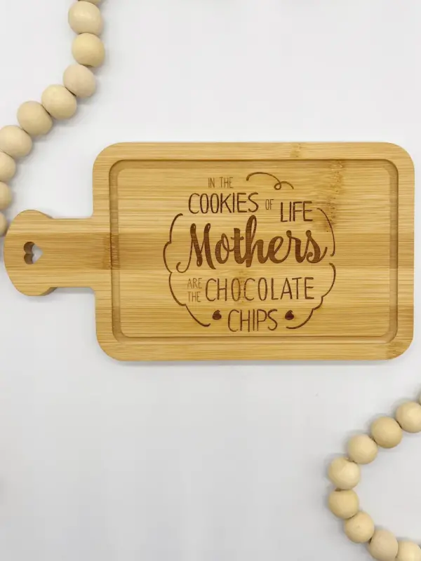 Engraved small cutting board for Mothers and Grandmas