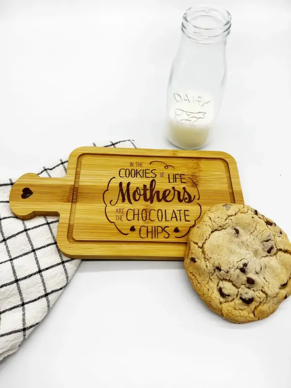 Engraved small cutting board for Mothers and Grandmas - Image 3